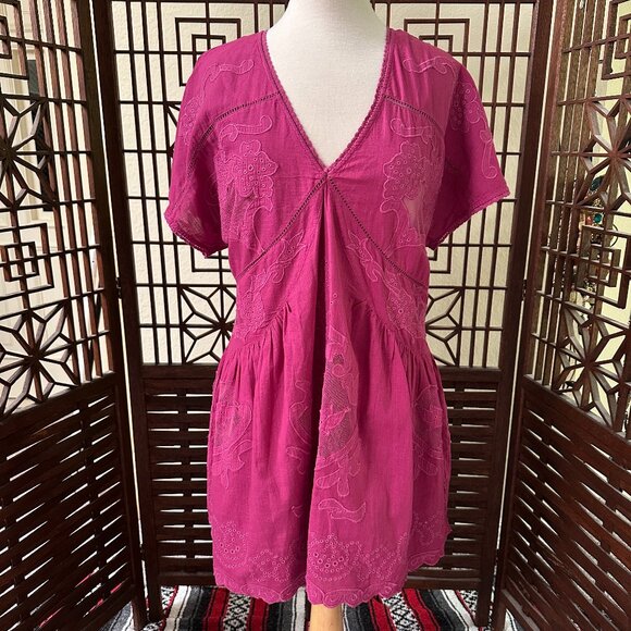 Free People Serenity V Neck Magenta Embroidered Short Sleeve Mini Dress Sz L - Picture 1 of 9